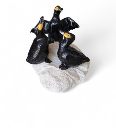 Groupe sculpté représentant trois cormorans - Pièce unique